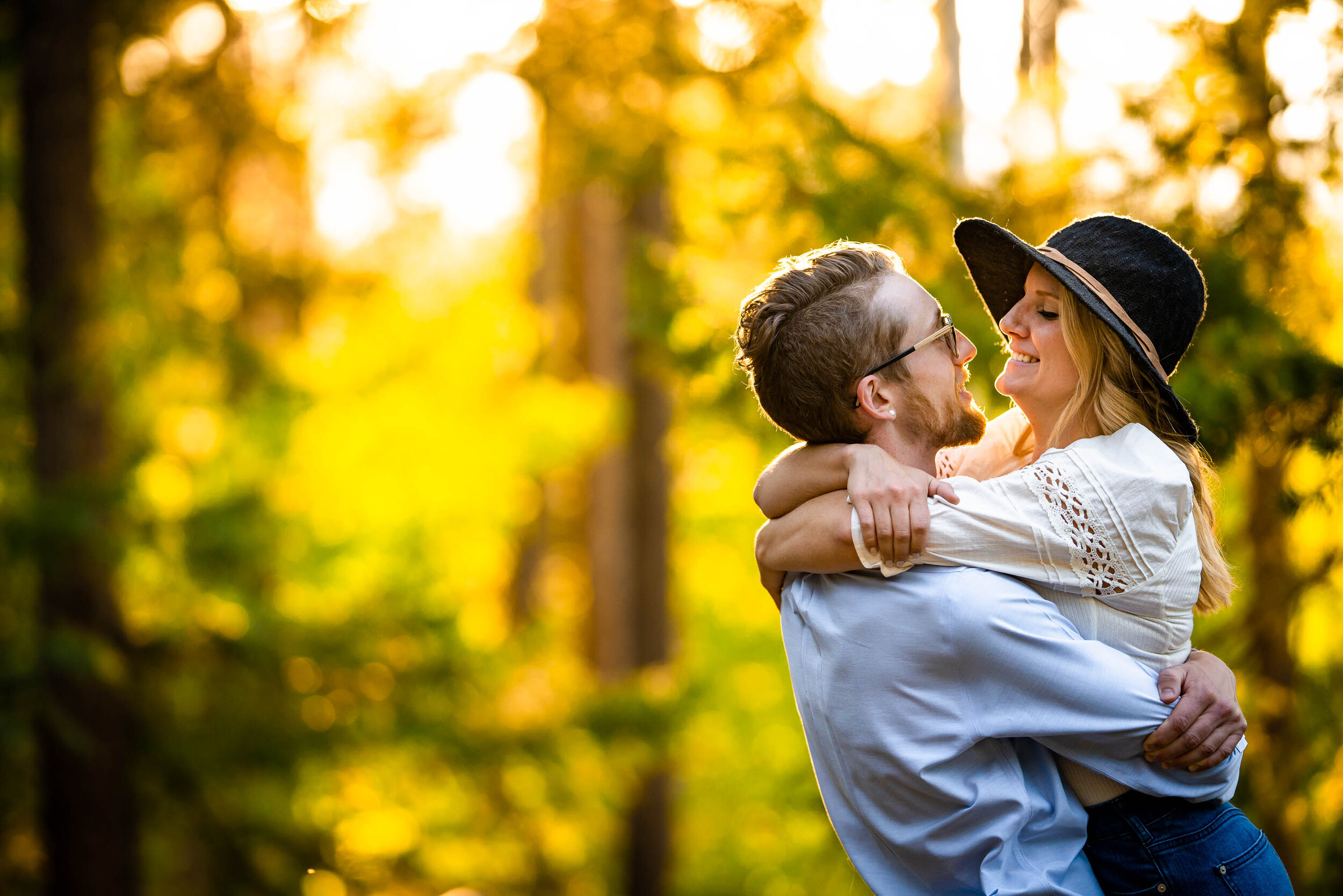 Engaged couple takes engagement photos during golden hour in the fall at Meyer Ranch Park, Colorado, Engagement Session, Engagement Photos, Engagement Photos Inspiration, Engagement Photography, Engagement Photographer, Meyer Ranch Park, Morrison Engagement Photos, Morrison engagement photos, Morrison engagement photographer, Colorado engagement photos, Colorado engagement photography, Colorado engagement photographer, Colorado engagement inspiration