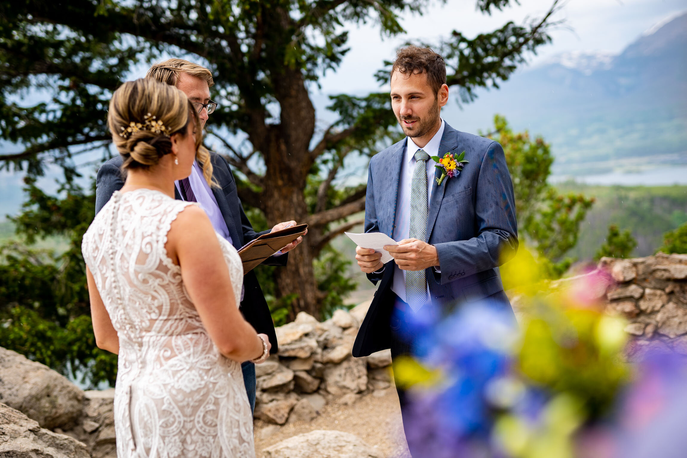 Sapphire Point Overlook, Sapphire Point Wedding, wedding photography, wedding photographer, wedding inspiration, wedding photo inspiration, Sapphire Point elopement, Sapphire Point wedding photos, Sapphire Point wedding photography, Sapphire Point elopement photographer, Summit County elopement inspiration, Mountain wedding, Mountain wedding photos, Colorado wedding photography, Colorado wedding photographer, Colorado wedding inspiration